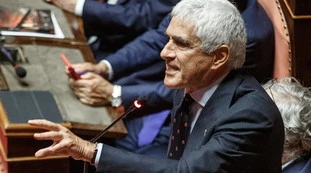 Pier Ferdinando Casini attacca la Meloni, lei lo asfalta