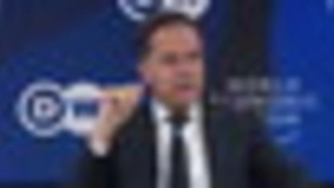 Rutte (Nato): "diplomazia ponderata" per risolvere caso Groenlandia