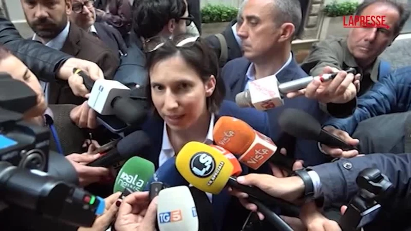 https://media.liberoquotidiano.it/gzHX476eXSAqyS1IuzKQbdYKW93ftjtxG1HVm__hkCE/width:800/quality:90/aW1hZ2VzLzIwMjYvMDUvMDgvMTEzMzQwODA4LWEzNDEzNTkyLWJkN2EtNGVlOS1hZDNmLTM5NjVlOGY0MDc0MS5qcGc.webp