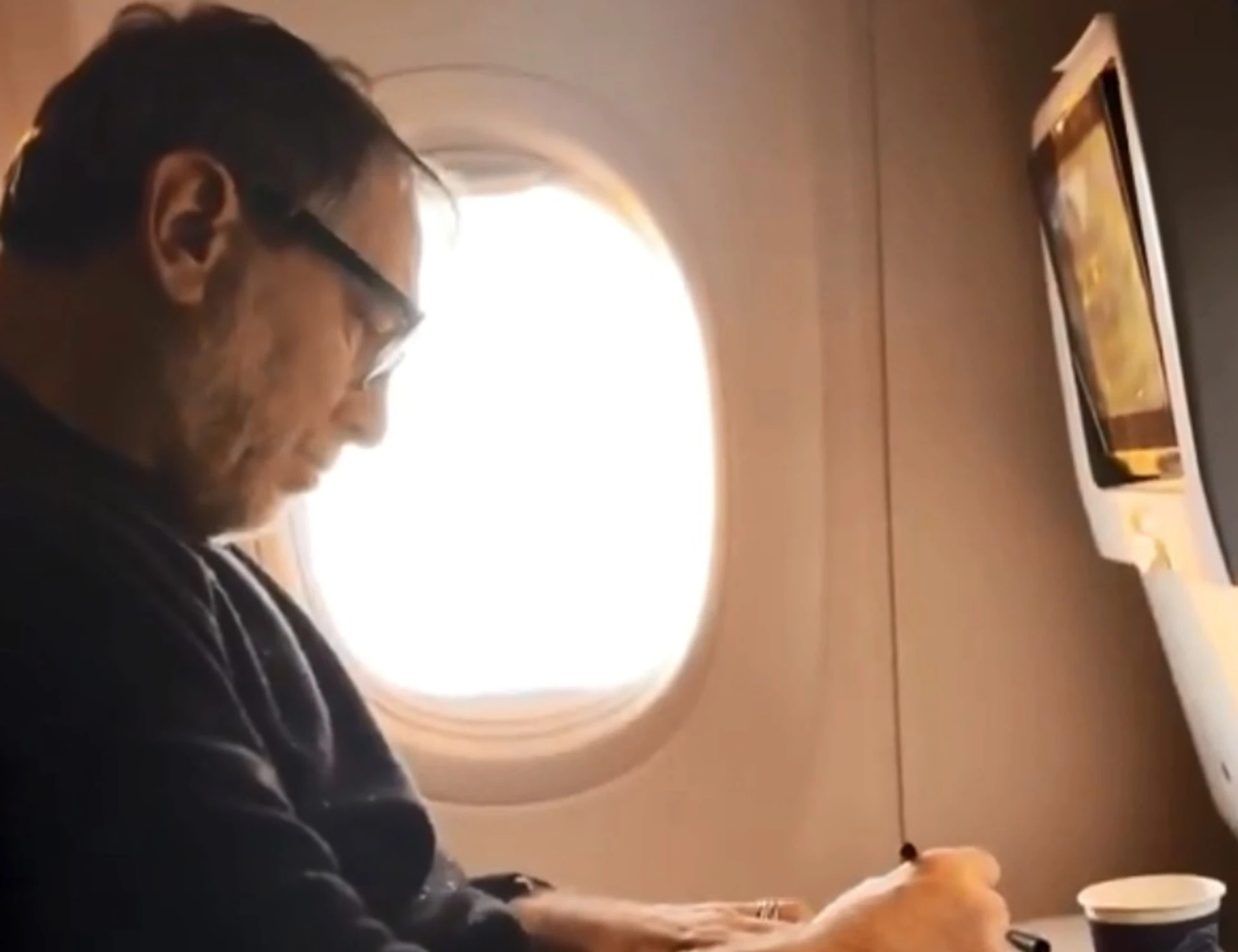 Groenlandia, è arrivato Corrado Formigli: il video della piazzata sul ghiaccio