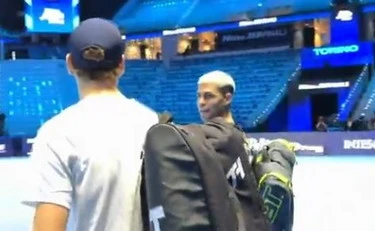 Jannik Sinner, la clamorosa gaffe: "Occhio ti stanno filmando"