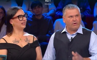 https://media.liberoquotidiano.it/h1m4FECXB1IJwDcCSYR2m011Ch_ZVlEJU-foTkCrZ2I/width:800/quality:90/aW1hZ2VzLzIwMjUvMTAvMjAvMTk1NTE3NDI4LTE5NDk1OTgyLTUzYzUtNDM3Yy04MDFiLWMxMWE1M2VhOWM1Ni5qcGc.webp