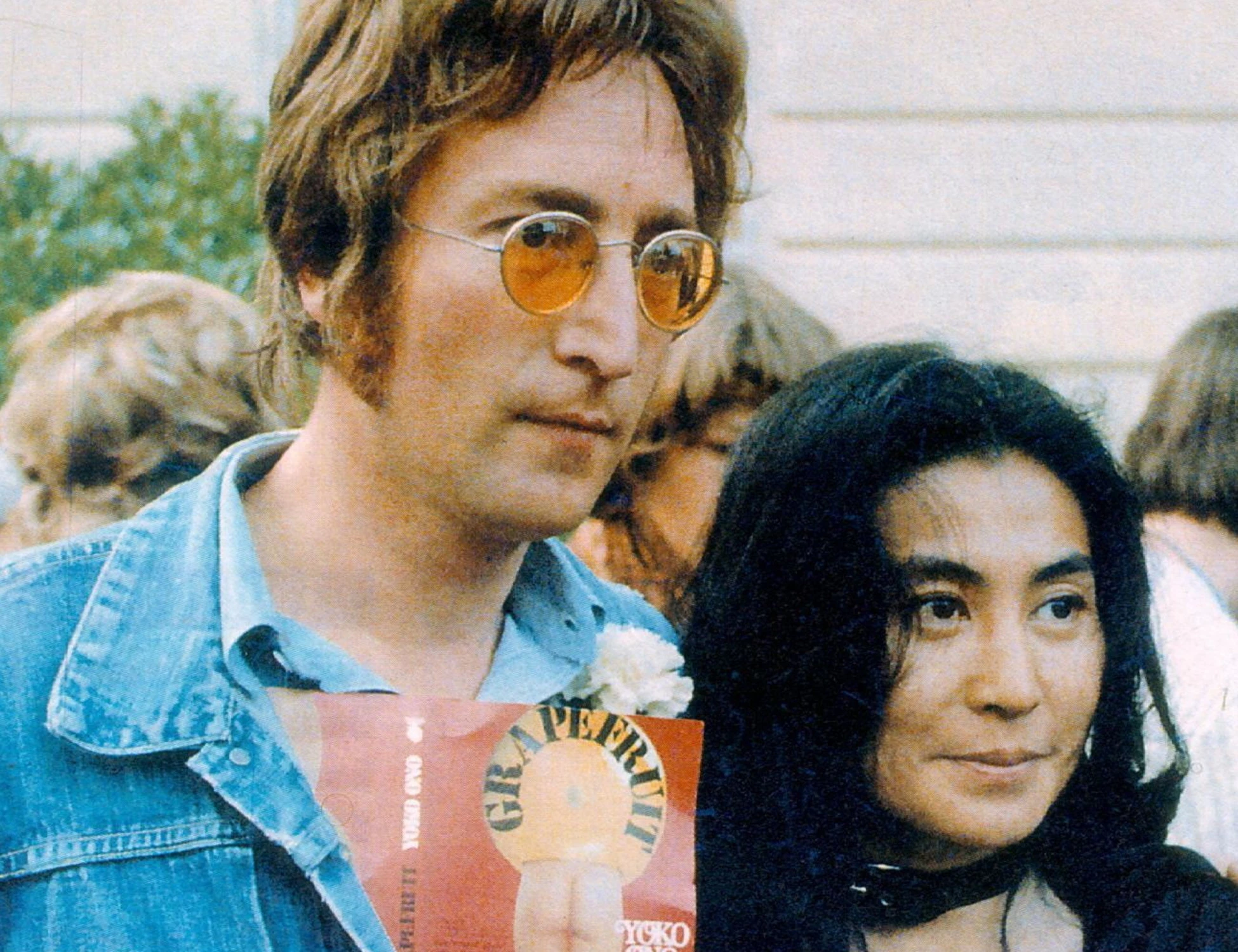 John Lennon, scatta la censura: rabbia contro il politicamente corretto