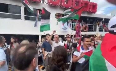 https://media.liberoquotidiano.it/h1yVmQBc-PukbfSVEVzOaLj-t0v9J0zrzHhaOhlSA3s/width:800/quality:90/aW1hZ2VzLzIwMjUvMDgvMzAvMTUxNTE4NTc3LWQwYjIwZjY0LTZjMzQtNGNmNC1iYTA5LTFjZjQ1YjhhNWE5OC5qcGc.webp