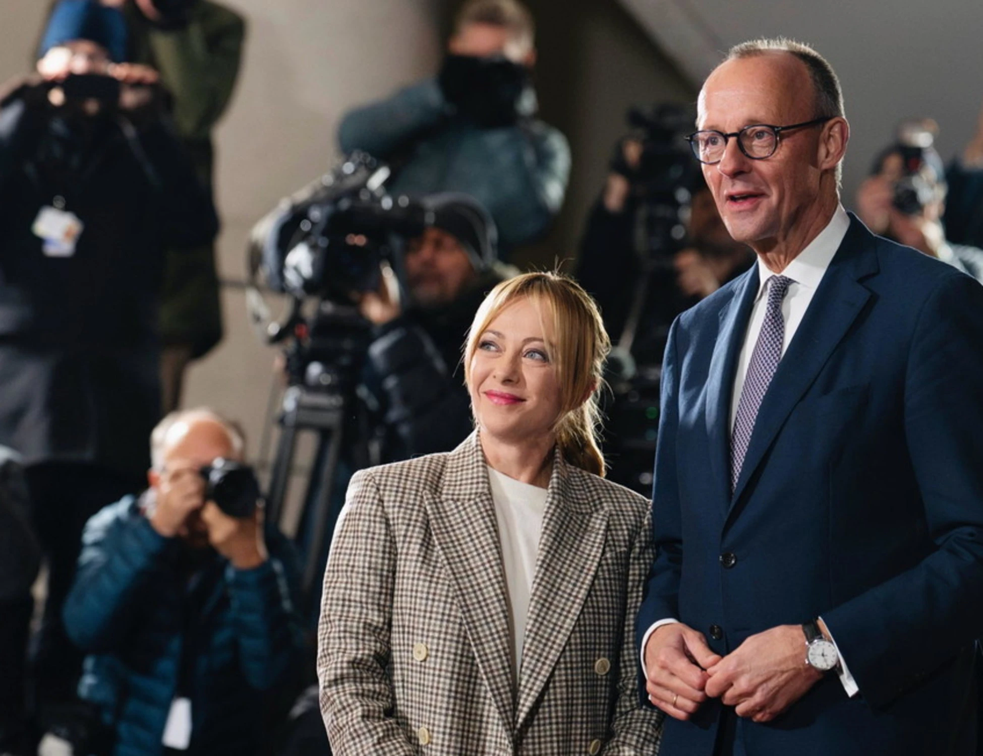 Meloni e Merz a Bruxelles, asse per piegare i falchi Macron e Sanchez