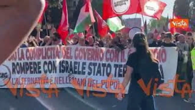 https://media.liberoquotidiano.it/h3B-7KbCHxrAUuqFK6BGBJr-edeE_IzlSmY28TYUQ9I/width:800/quality:90/aW1hZ2VzLzIwMjUvMTAvMDQvMTUxNjIyMDc5LWYyOTE4ZWE5LTI5MDQtNDU1ZC1hNzhiLTVlMGU4YWU1NTZlNS5qcGc.webp
