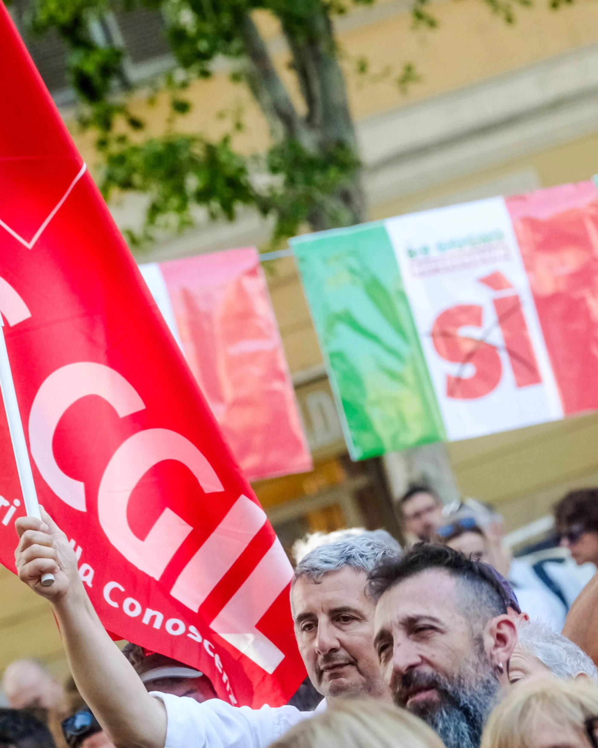 Referendum, affluenza poco sopra il 20 per cento alle 23