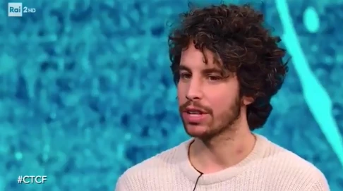 Che tempo che fa, Mattia Santori torna da Fazio. Ma non dovevano sparire dalla tv? "Ci abbiamo provato ma..."