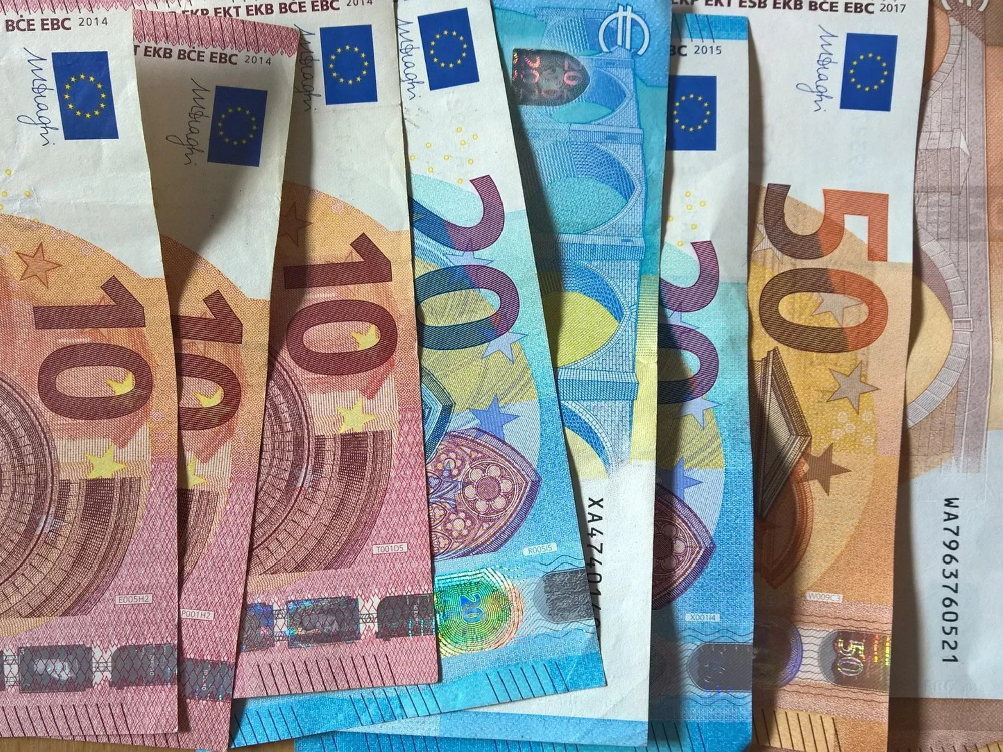 Leggi l'articolo: Busta paga, da settembre aumento di 160 euro: chi lo avrà