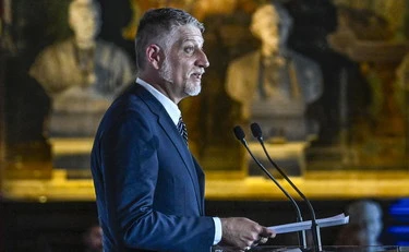 Cinema, il governo tira dritto: si smonta la rivolta
