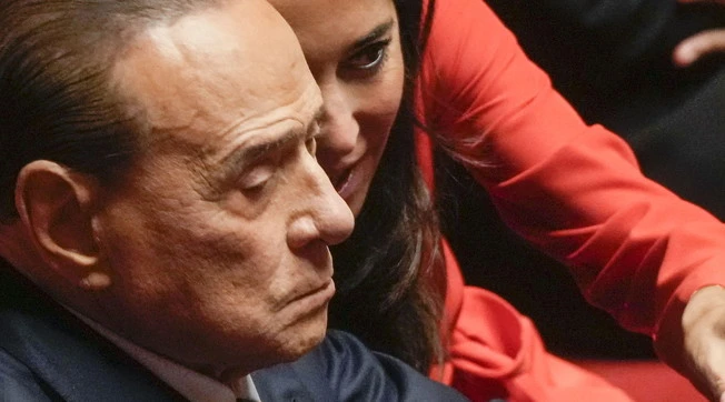 Berlusconi e Ronzulli<br /> 