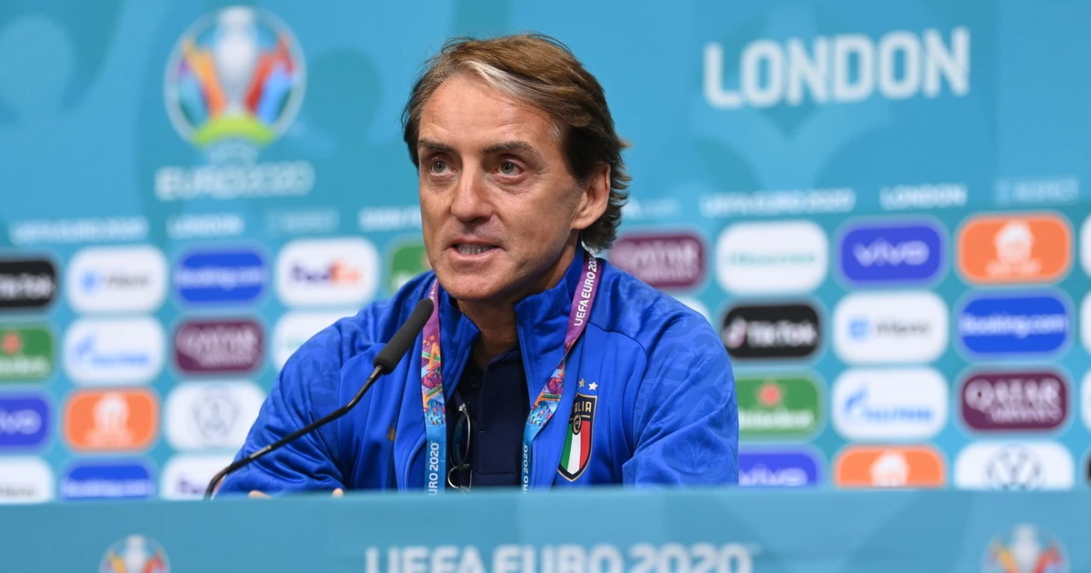 Roberto Mancini, "vi dovete vergognare": caos in autostrada. Il Ct sbrocca dopo la partita: "Guardate che roba..."