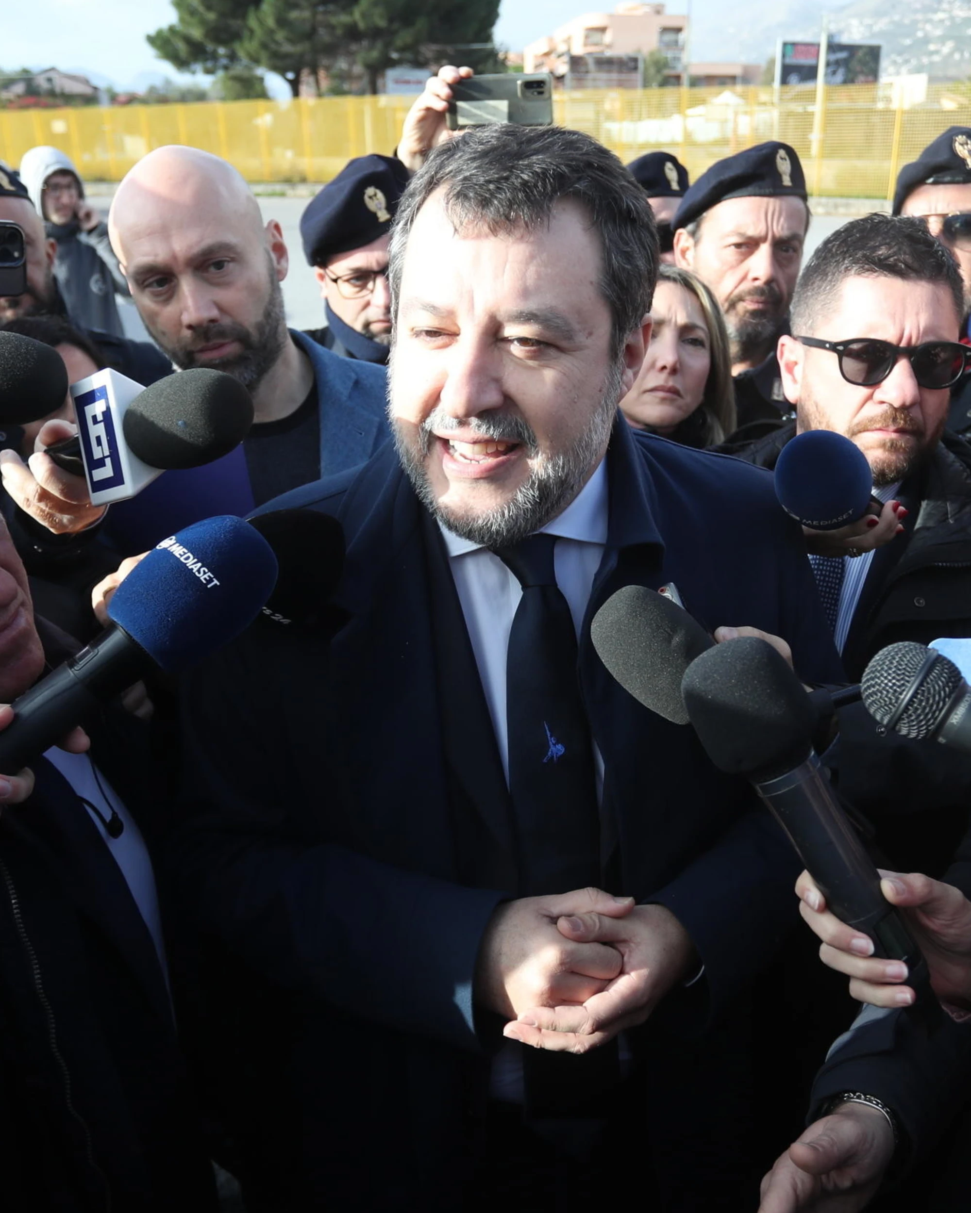 Open Arms, "nessun obbligo per l'Italia": perché Salvini è stato assolto