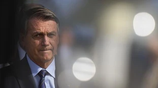Ucraina, Jair Bolsonaro e la visita a sorpresa a Vladimir Putin: indiscrezioni, cosa c'è dietro all'incontro