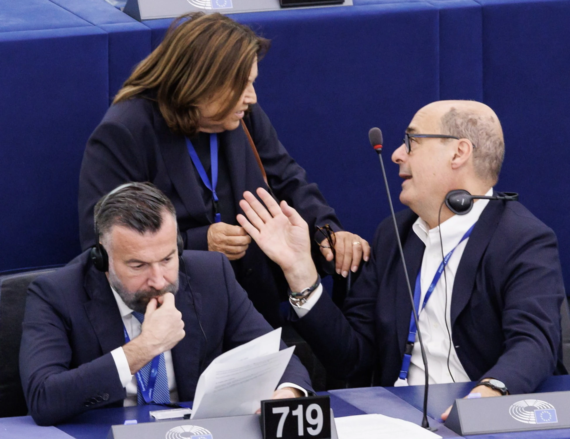 Pd senza vergogna, assalto all'Italia: la (ridicola) denuncia presentata alla Ue