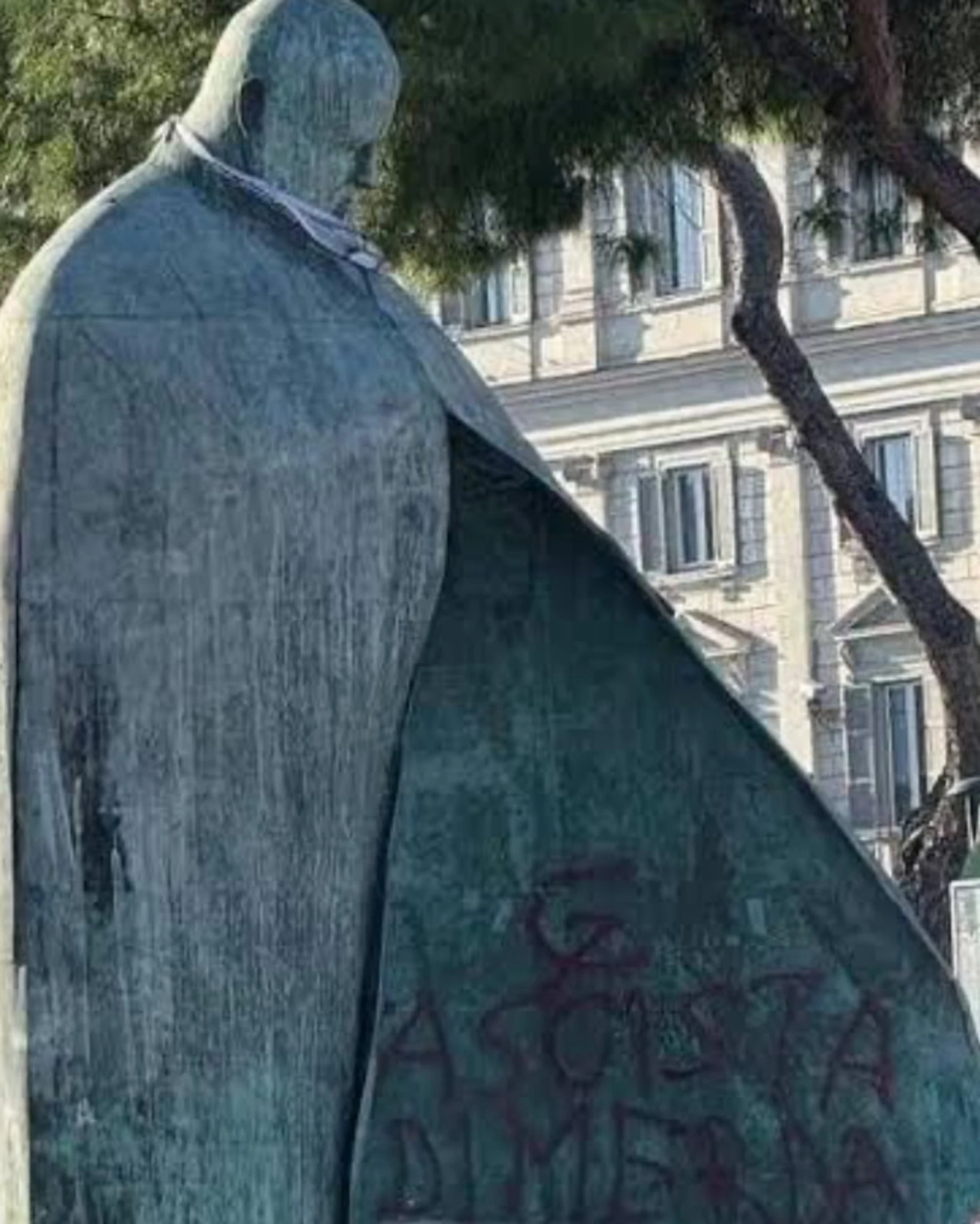 Gaza, c'è una sola rivoluzione: contro il Papa e contro Israele