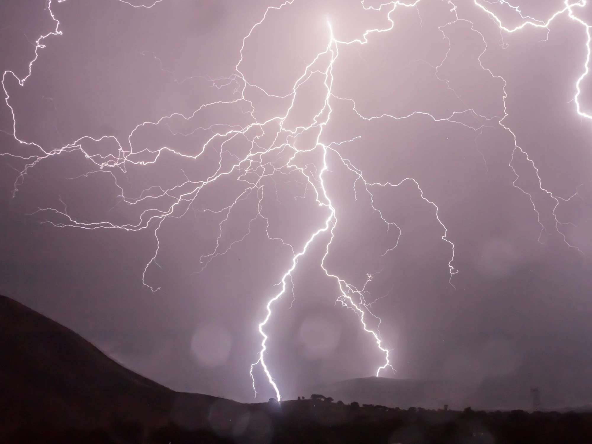 Meteo, Mario Giuliacci: "Ecco quando precipitano per davvero le temperature"