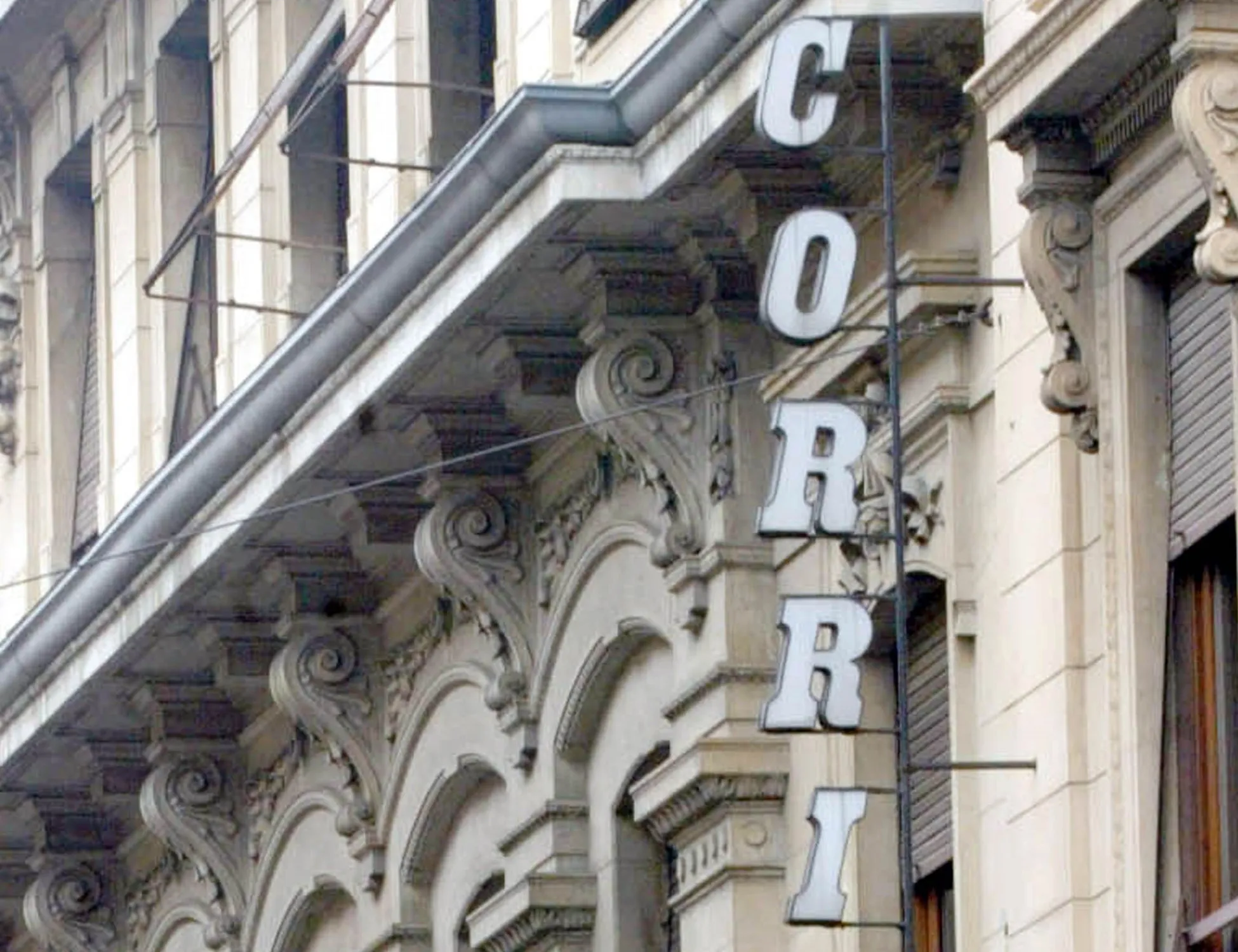 Leggi l'articolo: Corriere della Sera, rivoluzione ai vertici: chi nominano come condirettori: è la prima volta