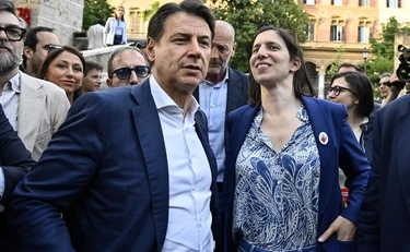  Schlein e Conte tacciono per non perdere i voti del sindacato militante