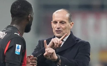 Milan, siluro di Allegri: "Non interessa a nessuno. Ma poi..."