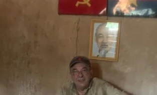 Vauro, delirio comunista contro Matteo Salvini: nel bunker in Vietnam...