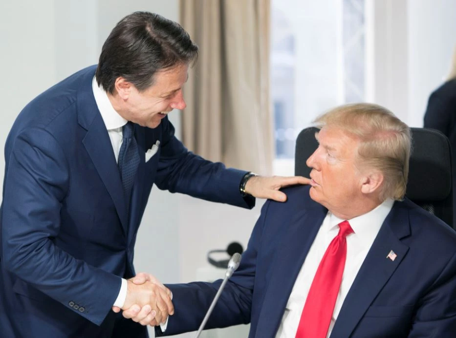 Servizi segreti e Giuseppe Conte: cosa c'è dietro l'appoggio di Donald Trump. Ora si capisce tutto