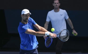 Djokovic, addio choc: rottura con coach Murray, cosa c'è dietro