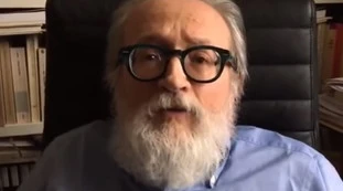 Paolo Becchi, il porto di Genova deserto a Natale: "I più saranno felici, a me procura infinita tristezza"