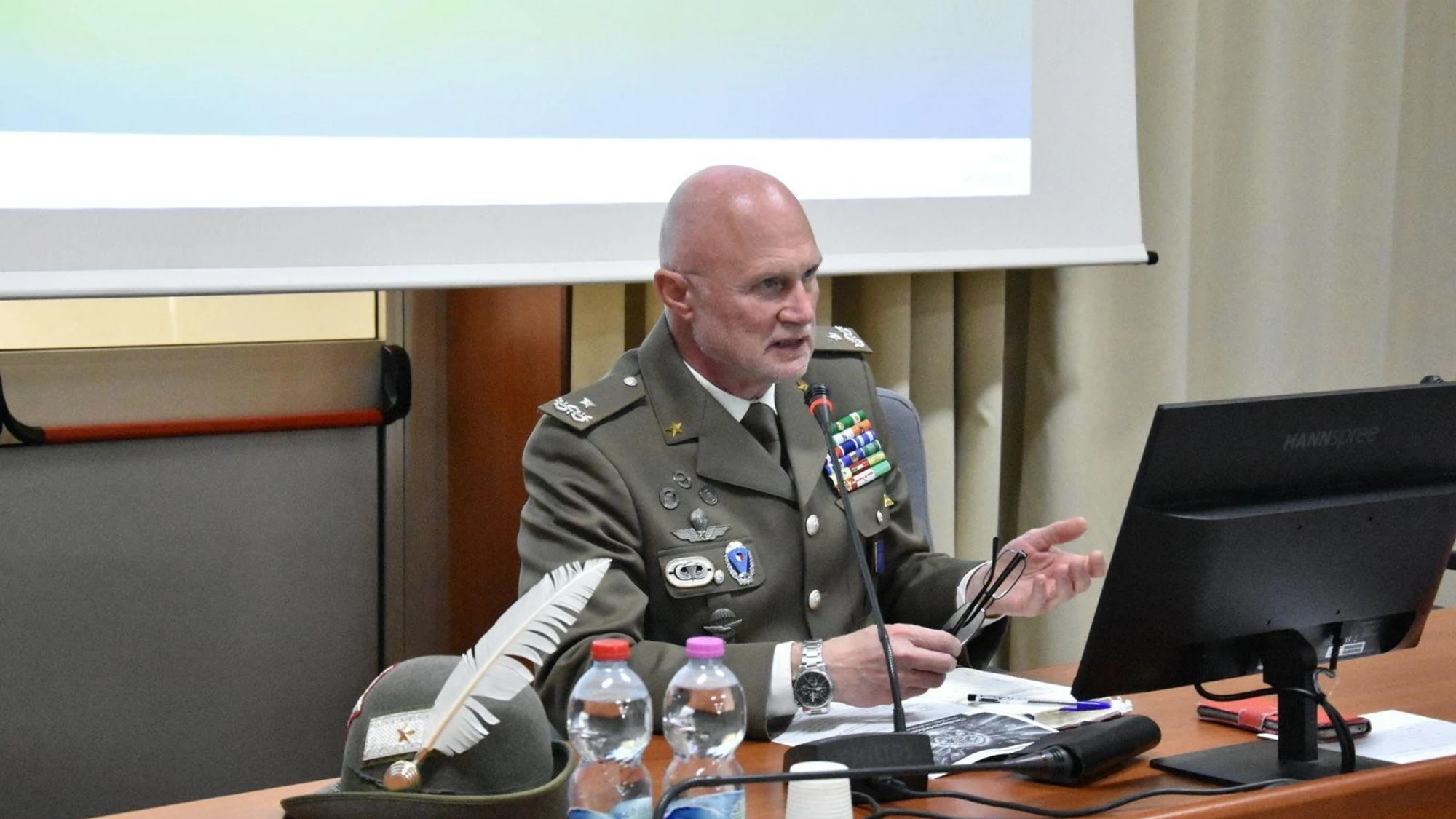 Il Gen Lunardi racconta il Centro Ospedaliero Militare di Milano: «La nostra missione è essere pronti, ma anche mettere le nostre competenze a disposizione della città»