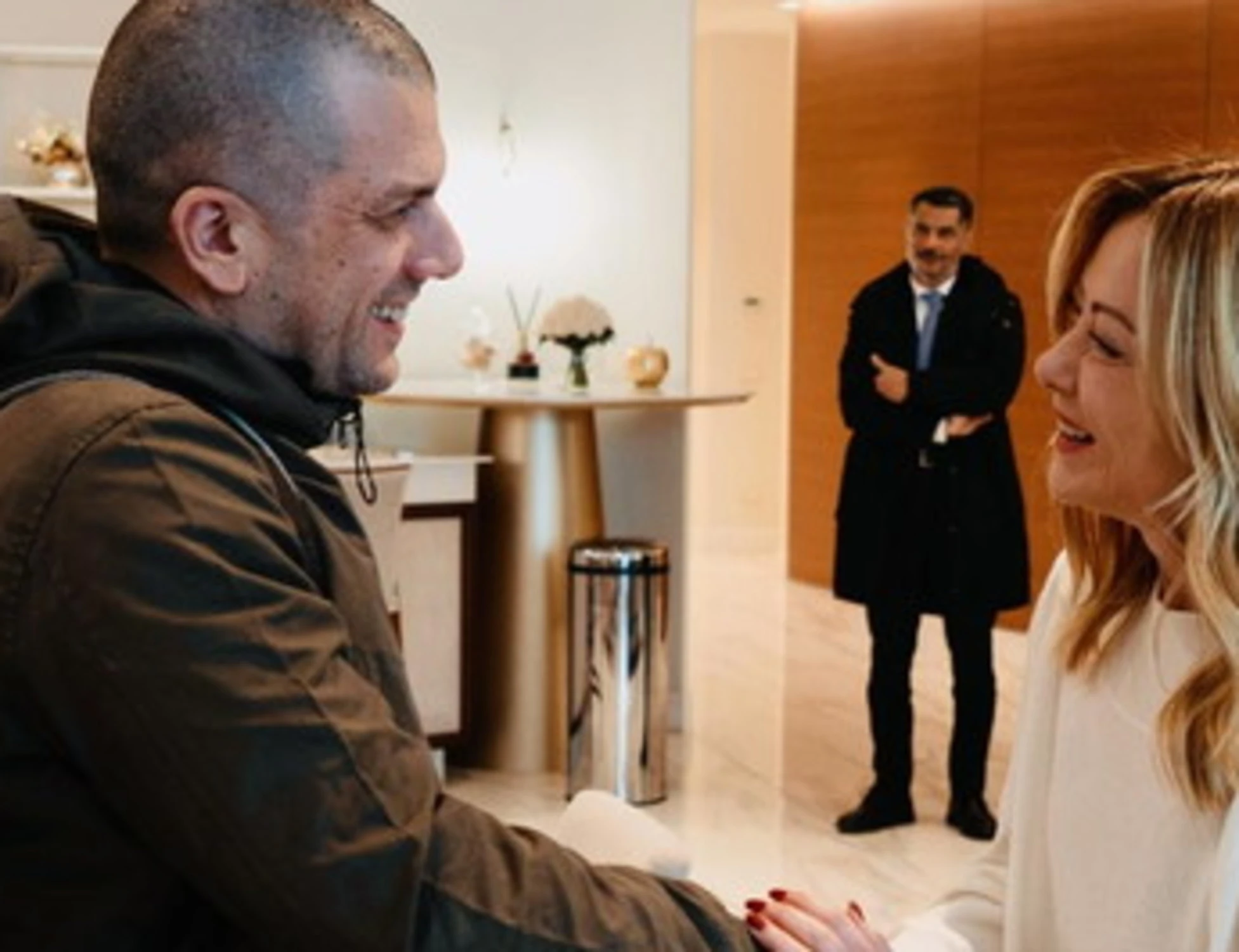 Burlò e Trentini, "tre volte grazie" e "ho capito che l'Italia...": Pd sotterrato