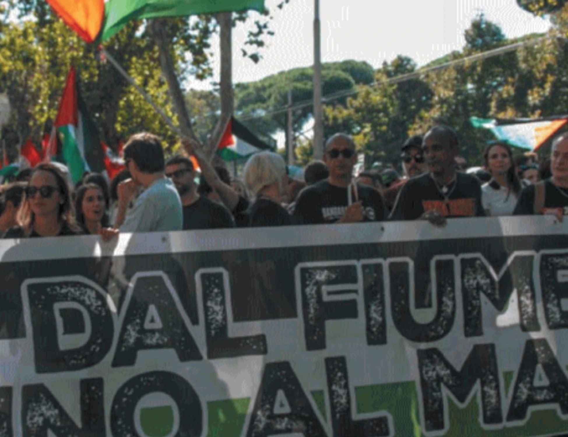 Pro-Pal, cortei e occupazioni: continua la guerra contro Meloni