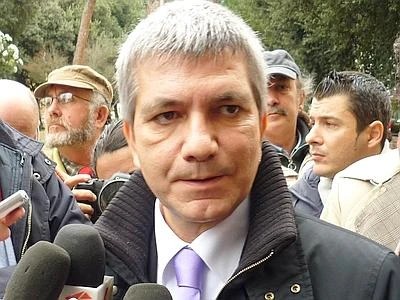 Ilva, Vendola chiede scusa al giornalista "Mi vergogno di aver riso di lui"