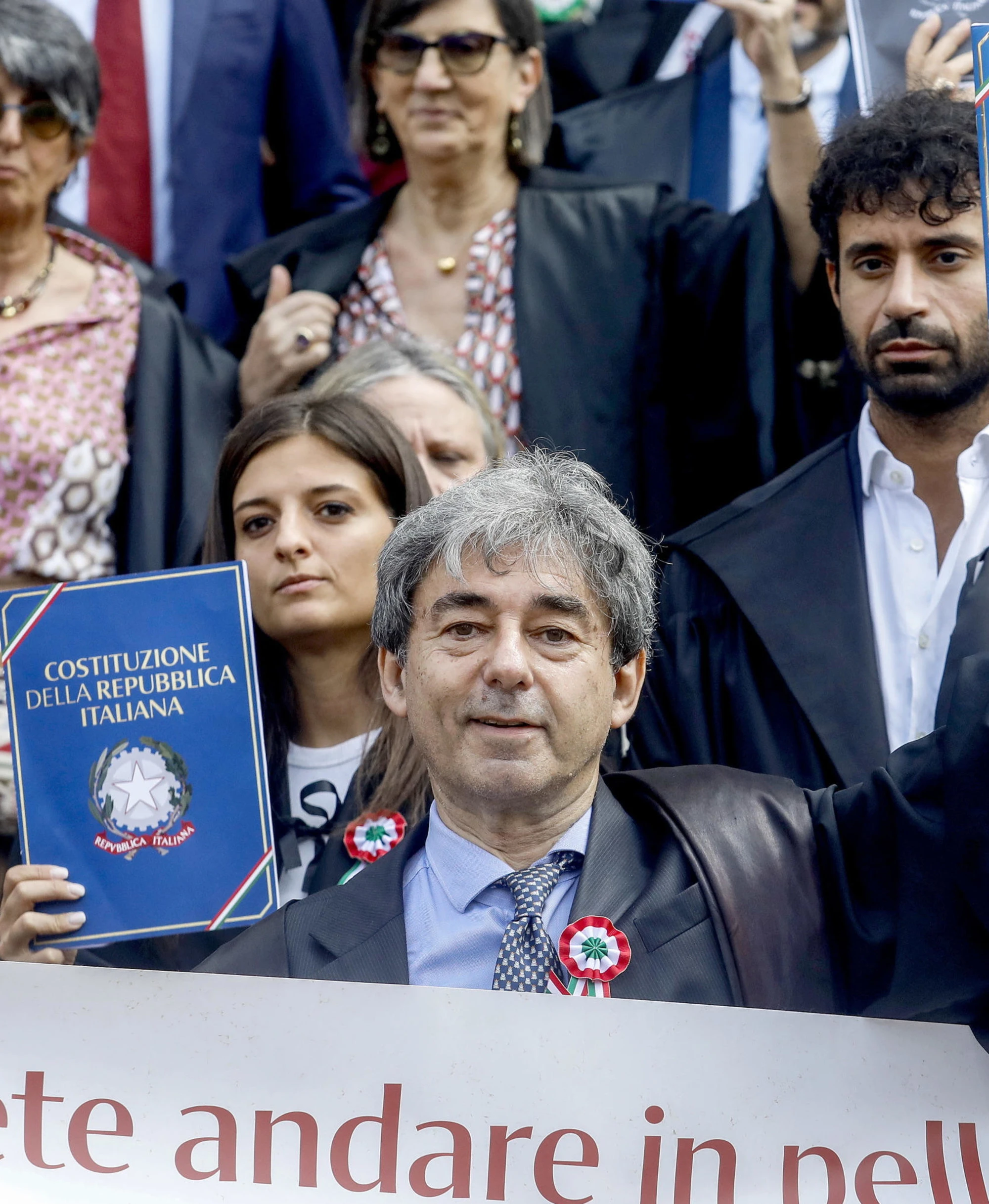 Anm, "sembra di stare nel Pd": quei magistrati sconvolti dalle toghe rosse