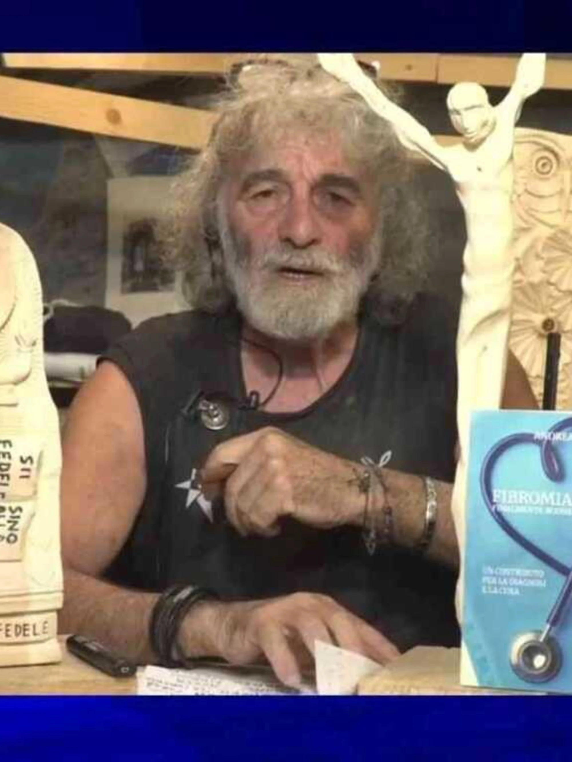 Mauro Corona: "Su Garlasco una cosa è certa: ecco chi è il colpevole"