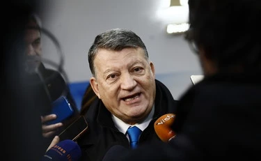 Manovra, Bombardieri ringrazia Meloni: "Cambio di passo", Landini che dice?