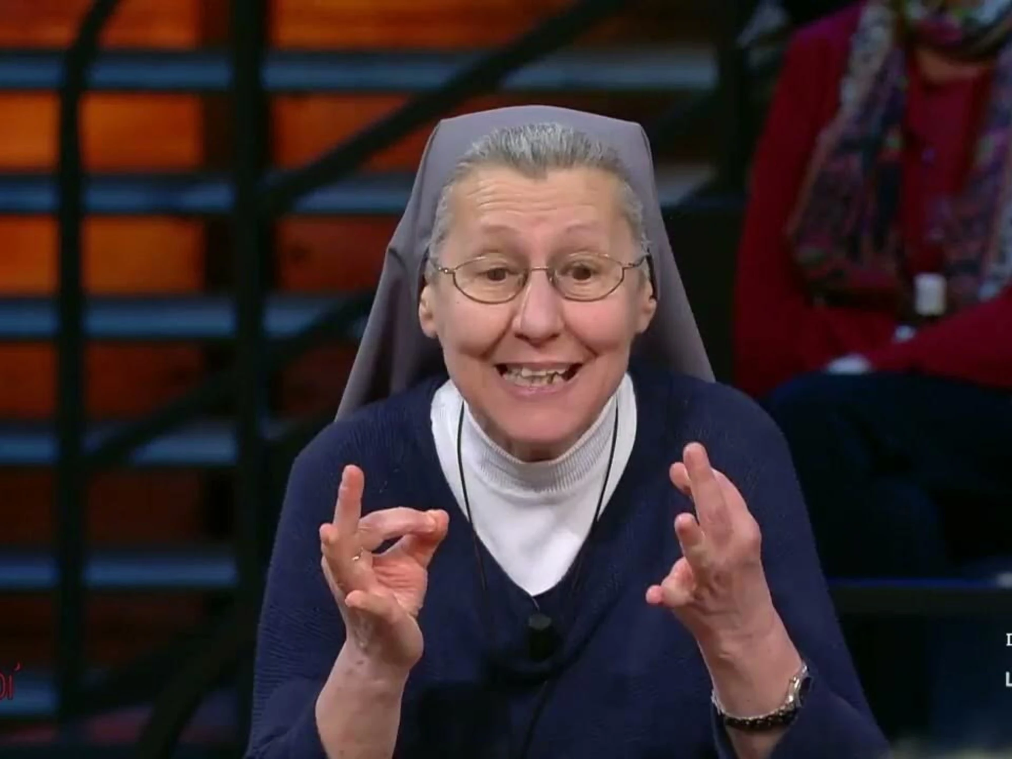 DiMartedì, Suor Paola vaneggia: "Italiani poveri, di chi è la colpa"