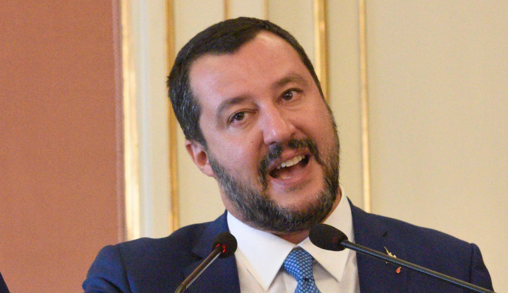 Matteo Salvini: "Scafisti assolti? Io combatto i barconi di immigrati, ma i magistrati..."