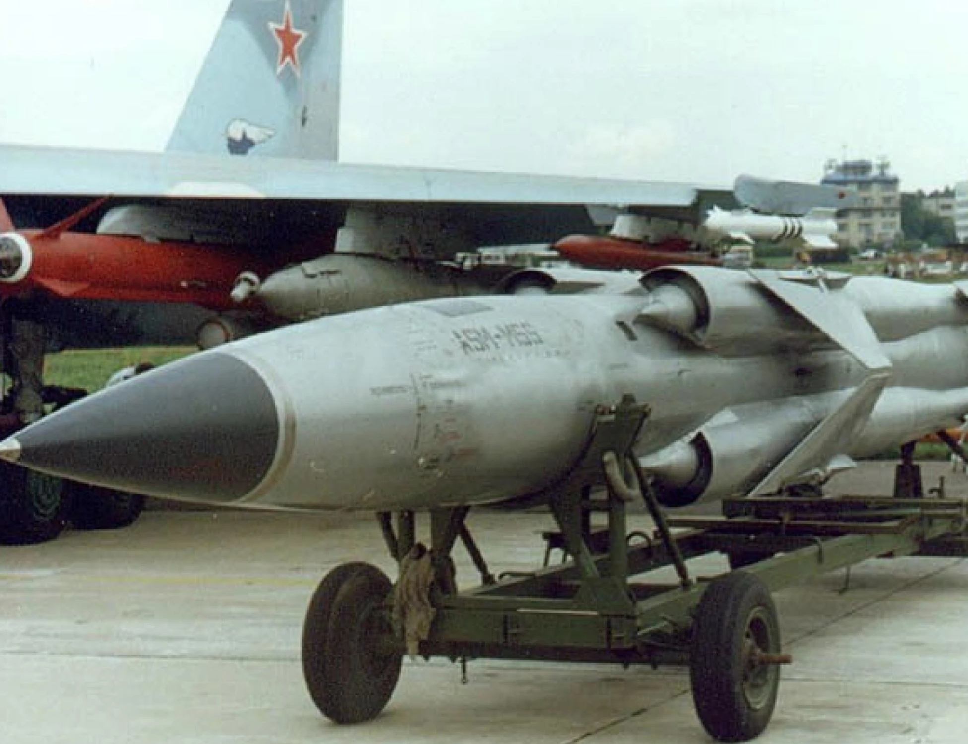 Cina, il Giappone sfida Pechino con un missile ipersonico