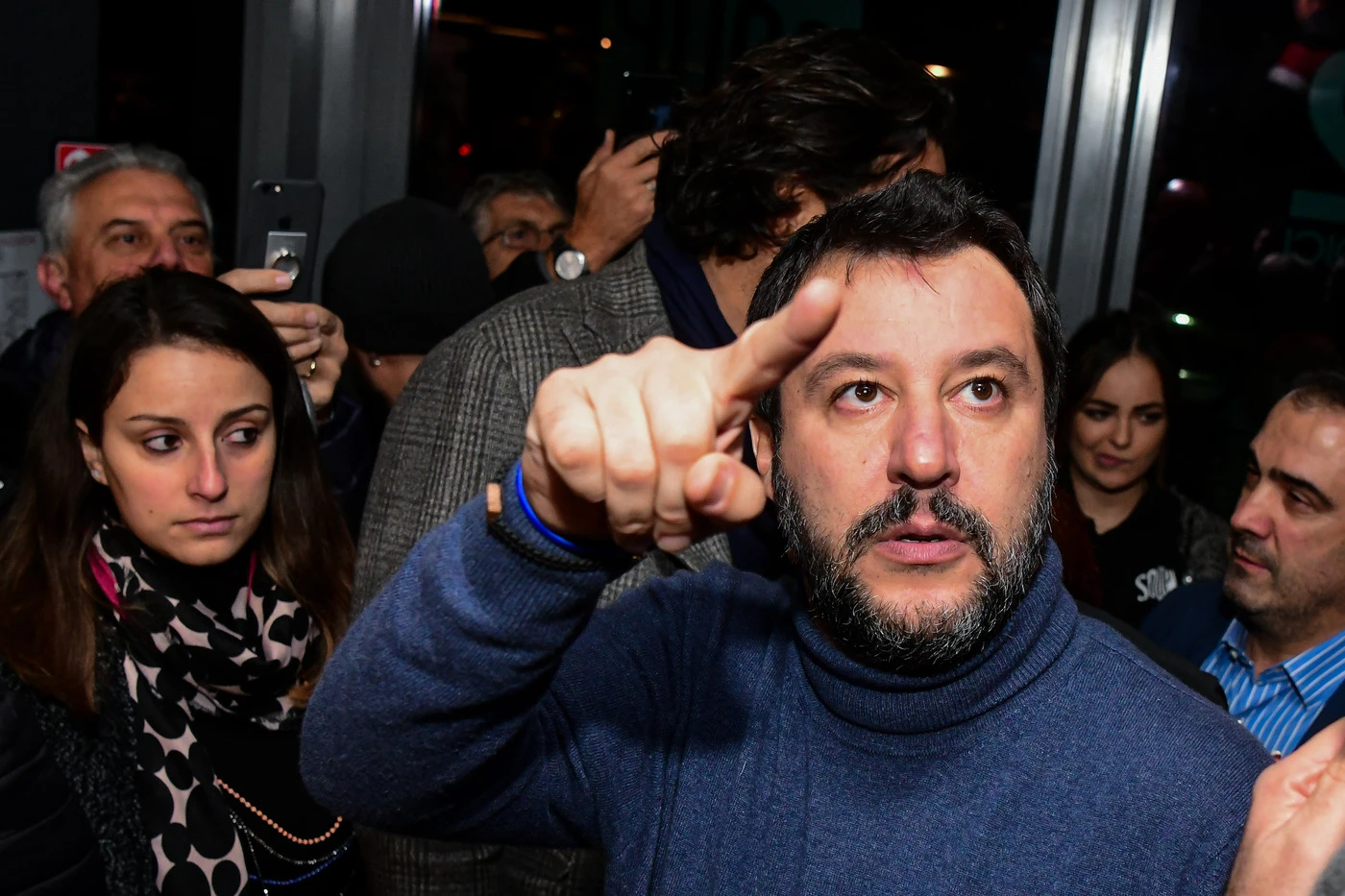Matteo Salvini "indagato per la Open Arms". Due mesi dopo, l'agguato: lo fregano in Parlamento?