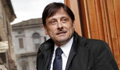 Al Senato pronti a far fuori BerlusconiStefano: &quot;E&apos; ineleggibile in ogni caso&quot;ed è polemica sulla Severino-Monti
