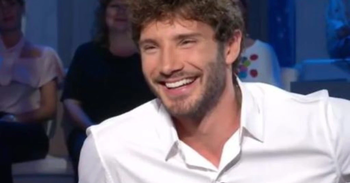 Stefano De Martino, Dagospia: il nome della donna della tv con cui ha tradito Belen Rodriguez: terremoto a Mediaset