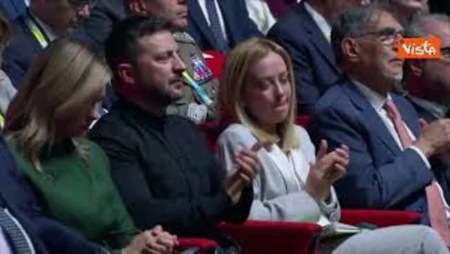 Von der Leyen lancia il Fondo Europeo per l'Ucraina: Sbloccherà 10 miliardi di euro per investimenti