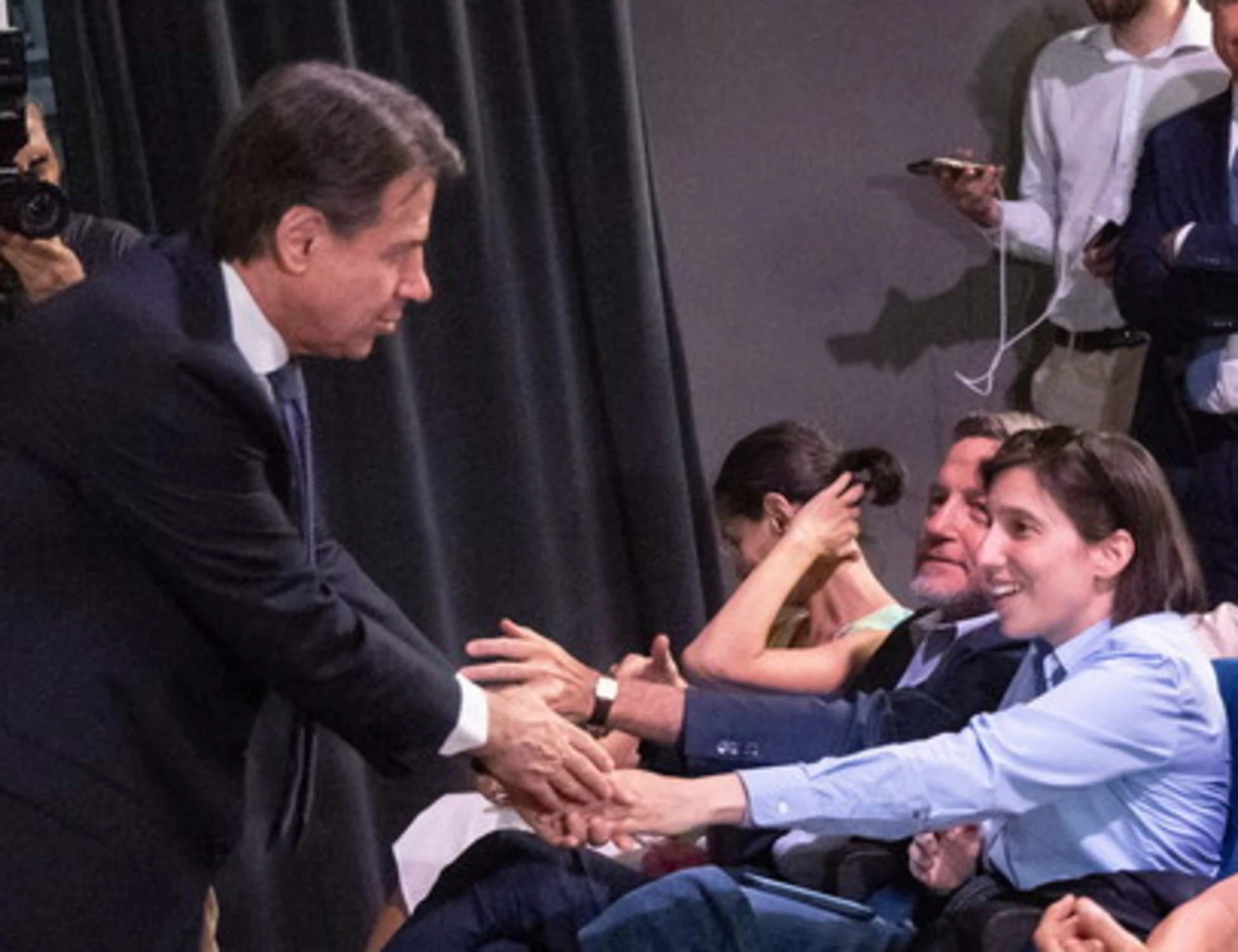 Conte e Schlein, quale nome vi convince di più per il centrosinistra?