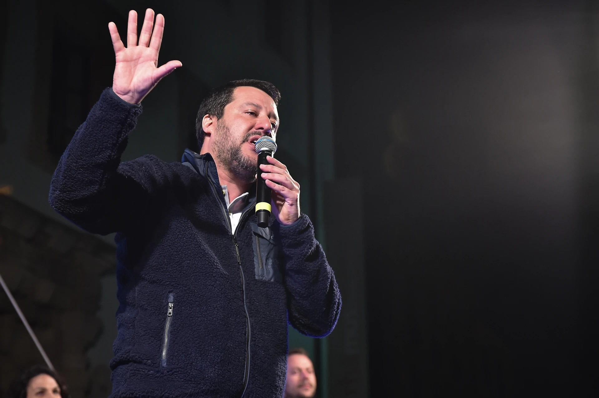 Ong, la porcheria che vogliono nascondere i nemici di Salvini: sette ex dipendenti li smascherano