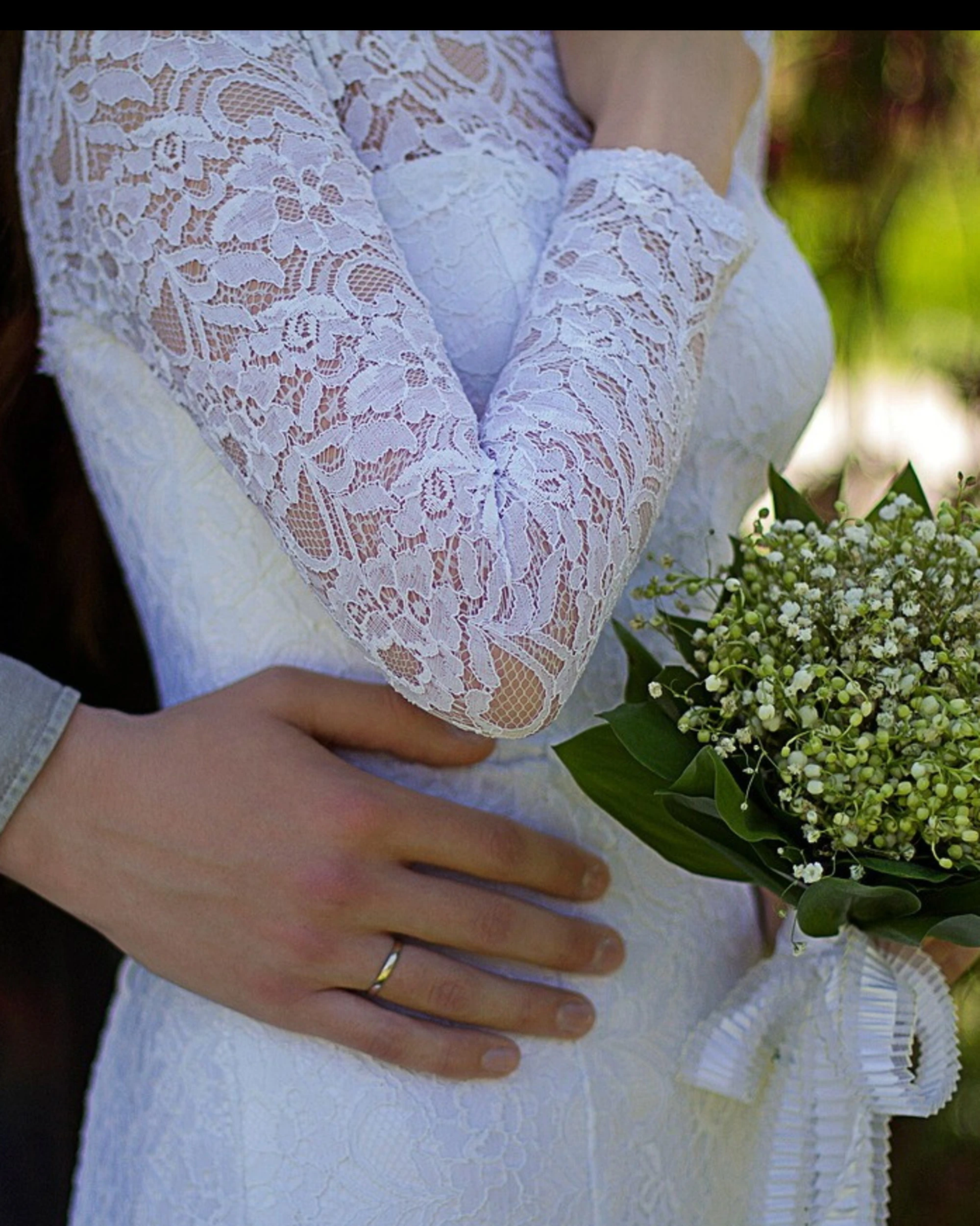 Alghero, matrimonio e corna: trovato la sera delle nozze a letto con un'altra