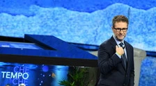 Fabio Fazio e la crisi de L'Officina: brusco calo dei guadagni da "imprenditore"