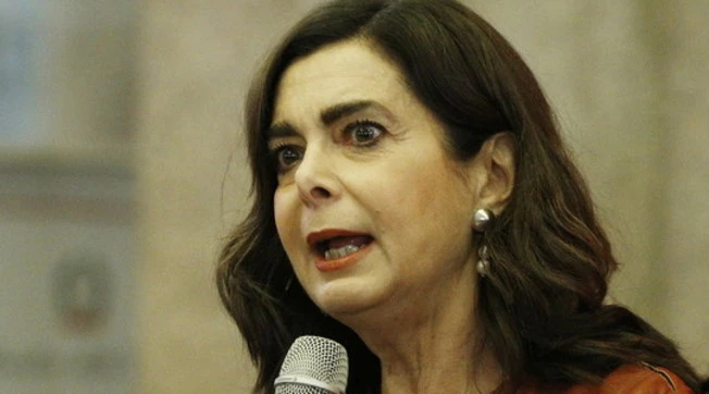 Meloni, storico schiaffo alla Boldrini nel primo comunicato da premier