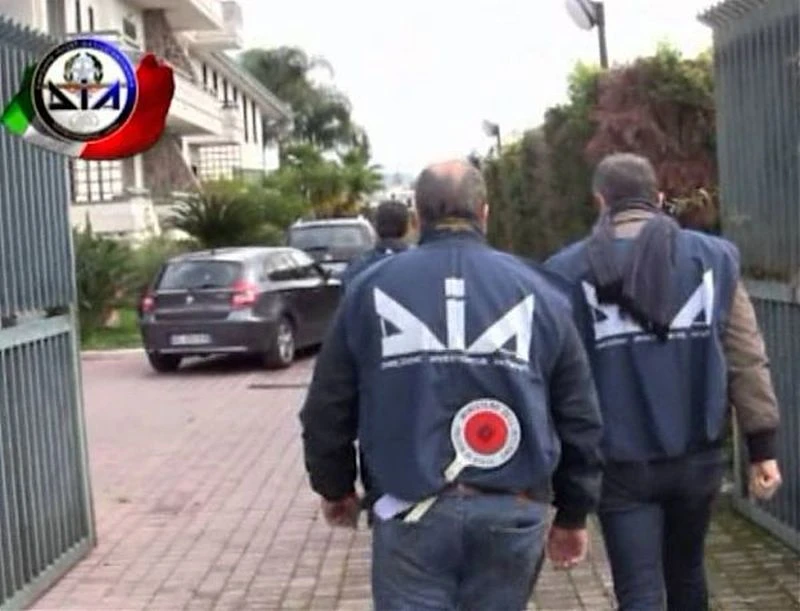 CAMORRA: DIA NAPOLI SEQUESTRA 6 MLN A ESPONENTE CLAN "MALLARDO"