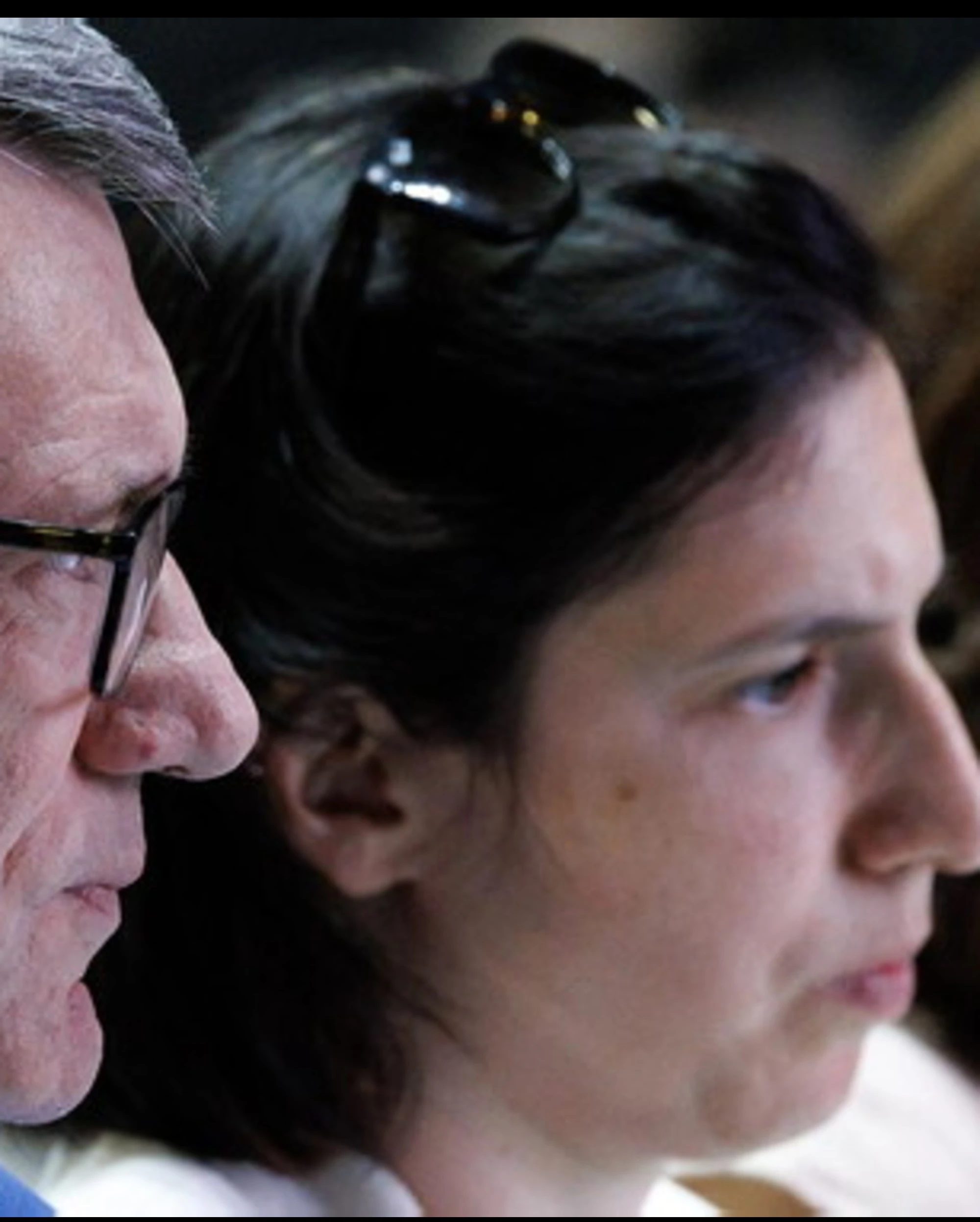 La lingua biforcuta dei compagni