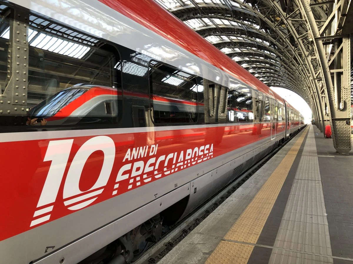 DA TRENITALIA UN TRENO OGNI 12 SECONDI PER MARE, MONTAGNA E CITTÀ D'ARTE